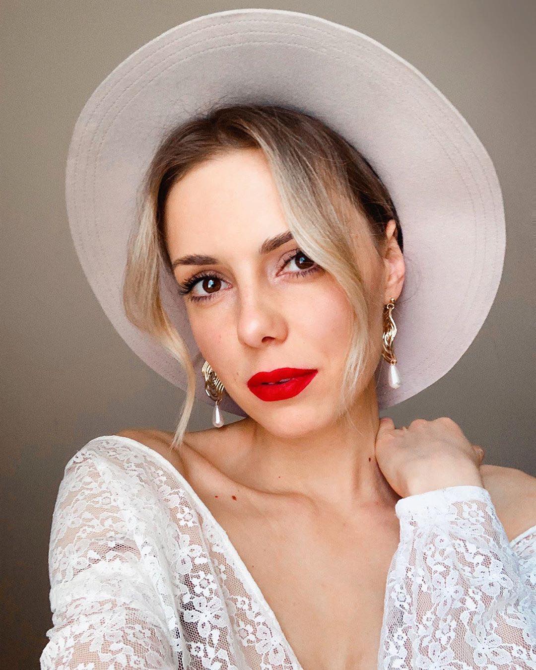 Выбираем правильный наряд на свидание вместе со стилистом Марией Засориной