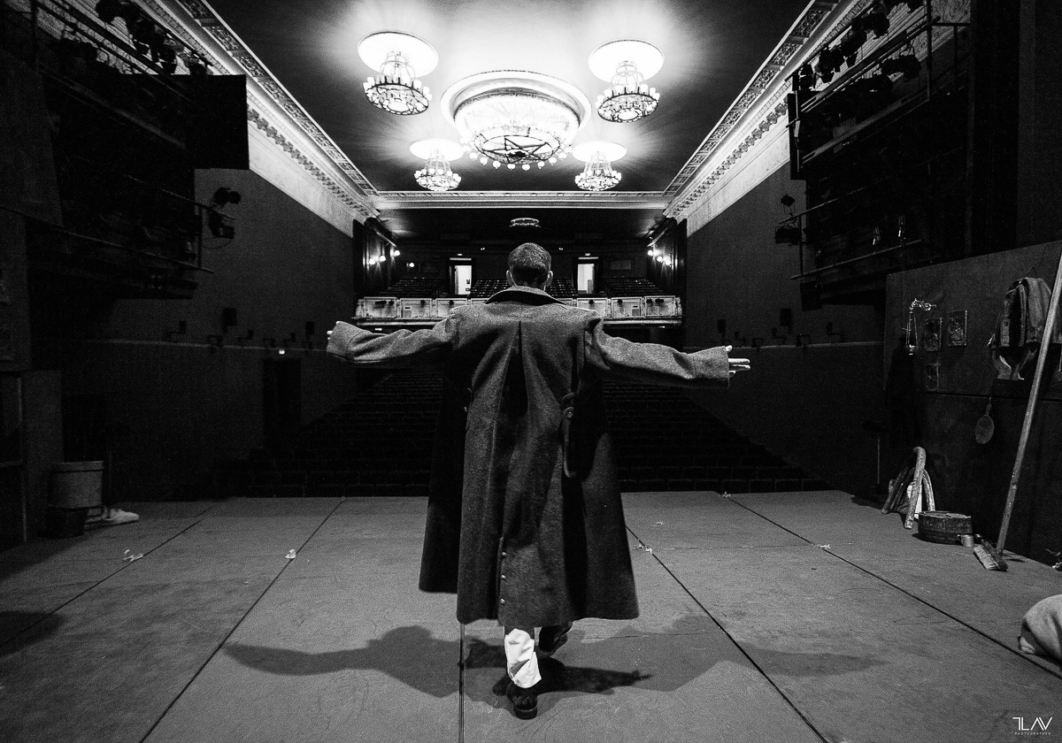 5 октября на ТНТ состоится премьера нового комедийного сериала с Гариком Харламовым в главной роли. Снялся в картине и актер из Александрова — Сергей Белов. Нашему изданию он рассказал о том, как проходила работа над проектом