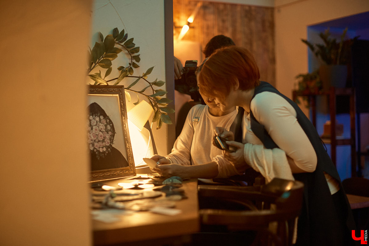 Владимир, в который влюбляются по-новому, — рассказываем, как прошла выставка уличного художника Мишкина и фотографа Виктора Фадина