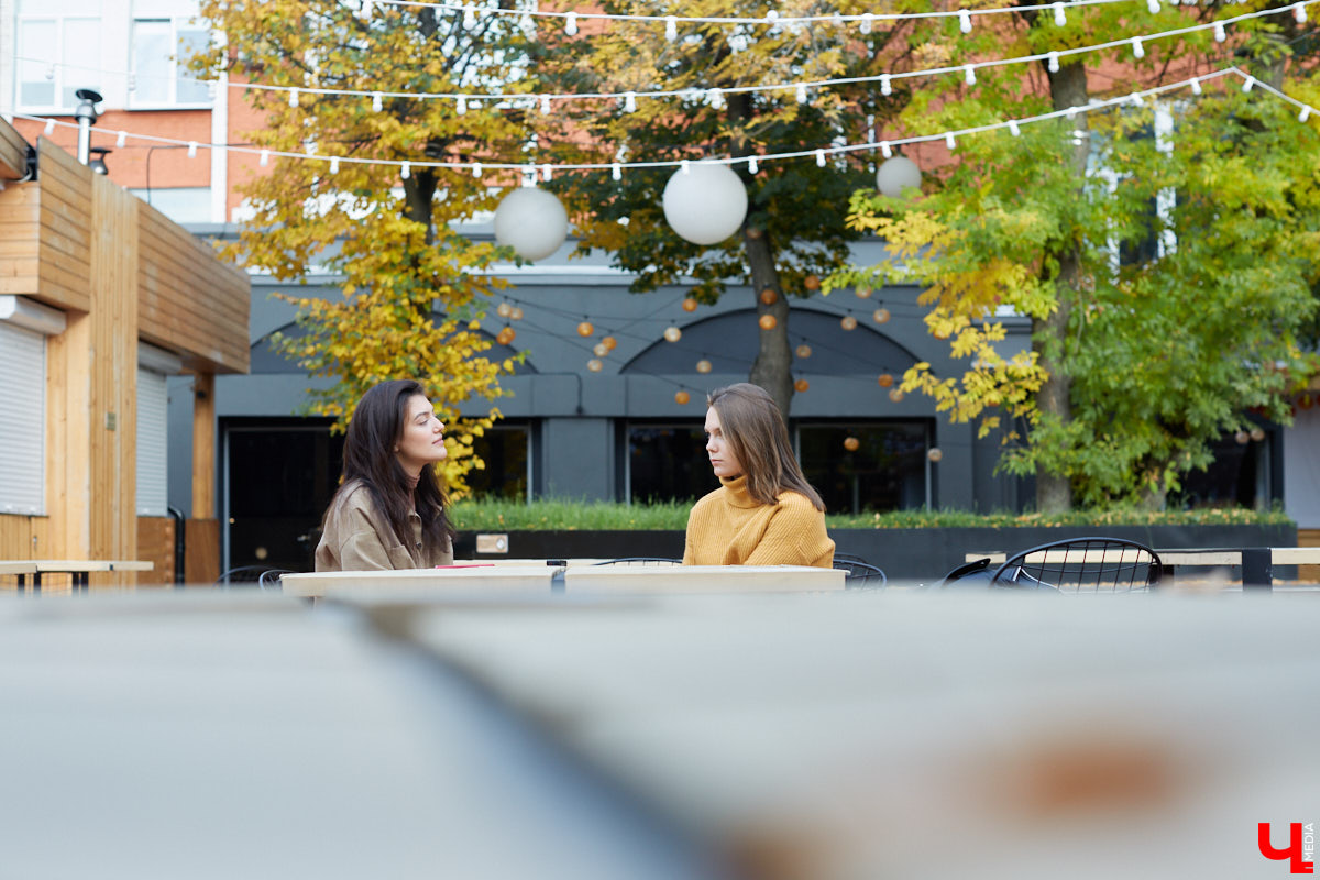 Изучаем танцевальную повестку нашего города под руководством женственной хип-хоп танцовщицы Аси Саркисян