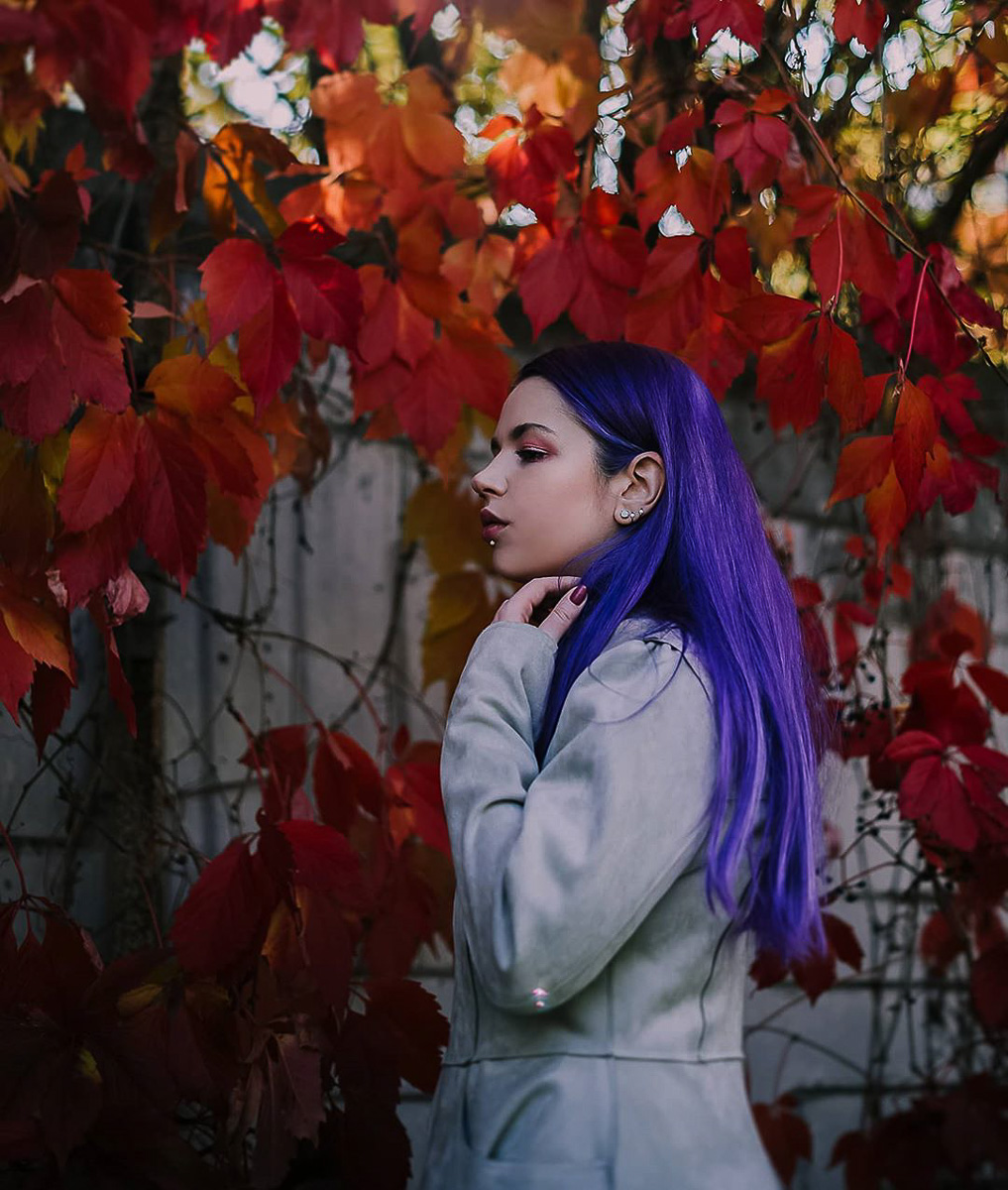 Просто нельзя взять и не сделать фото с осенними листьями