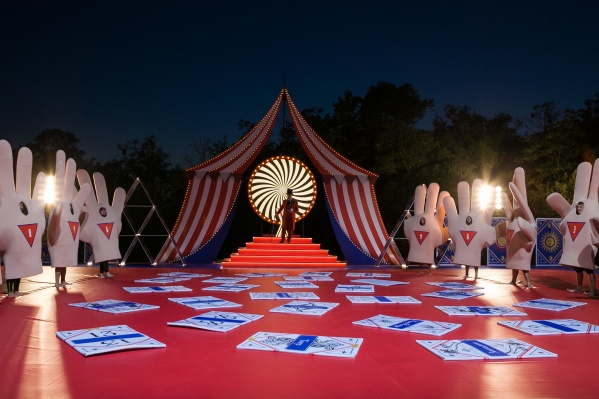 Шоу «Золото Геленджика» стартовало. Узнаем у владимирской ведущей, когда она появится в эфире