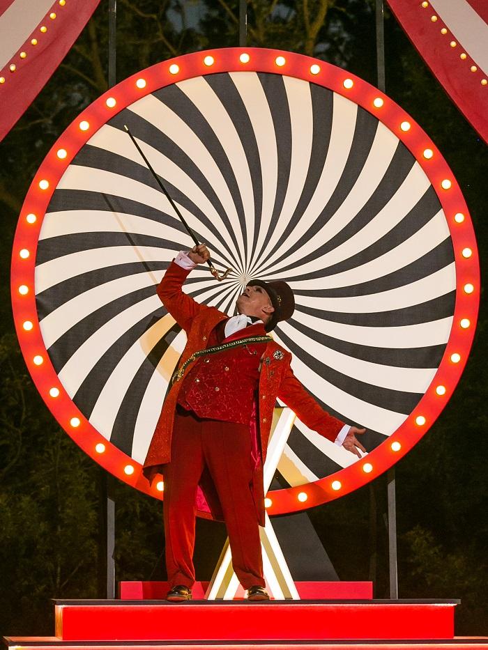 Шоу «Золото Геленджика» стартовало. Узнаем у владимирской ведущей, когда она появится в эфире