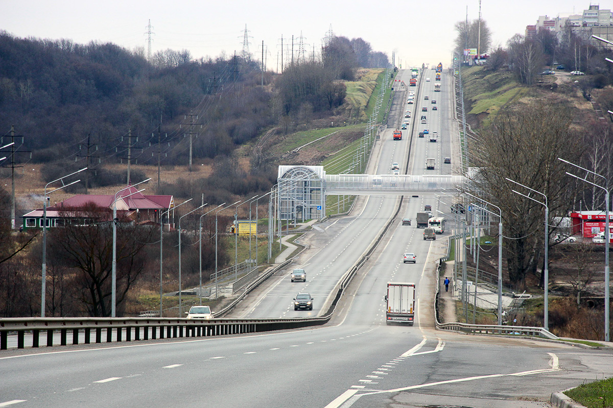 От федеральных трасс до сельских дорог: везде идет или планируется стройка. Посмотрим, как это повлияет на жизнь водителей и пассажиров