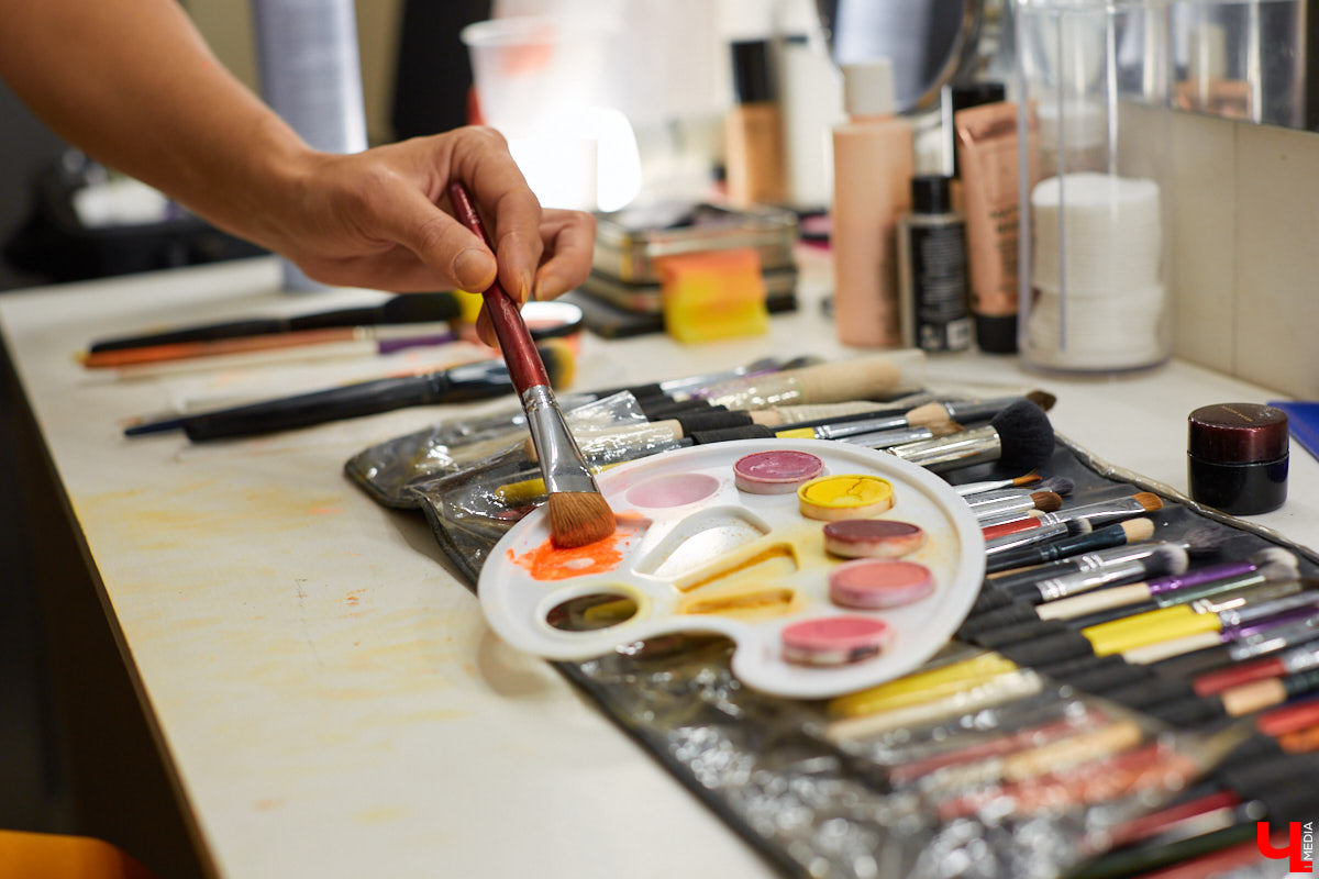 Наш журналист София Лётка поучаствовала в арт-проекте «Ассоциации» и рассказывает, как творческой командой создавался образ Тубулярии индивизы