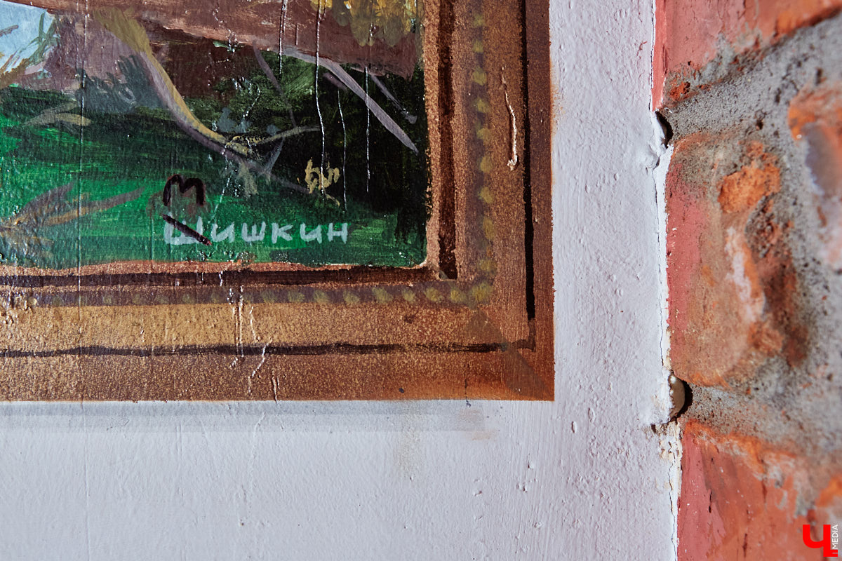 Мишкин снова создал арт со смыслом. На этот раз художник рефлексирует на тему связи времен и культур