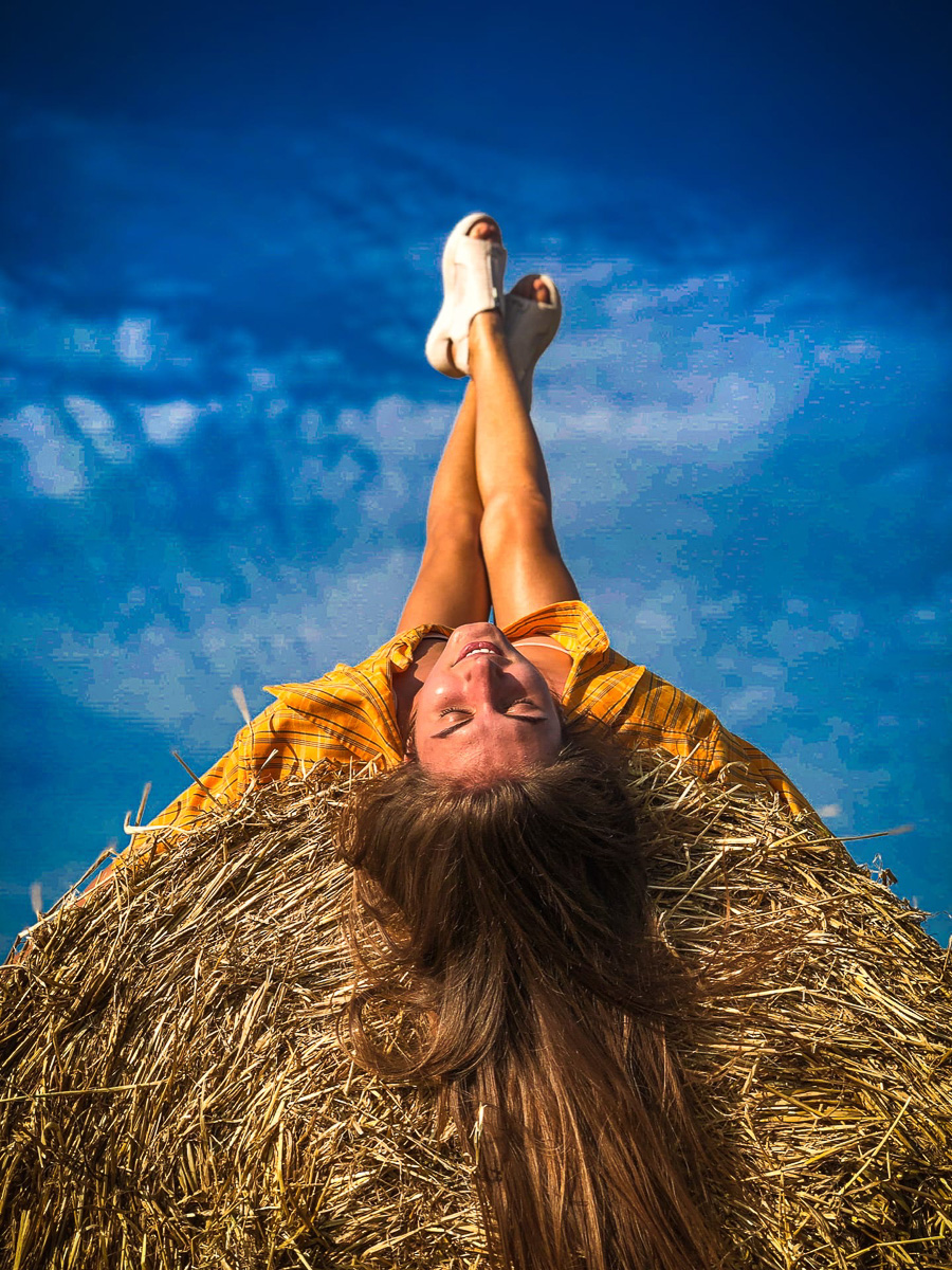 Откровенные фотографии в сети и замужество несовместимы? Разбираемся в вопросе с Instagram-блогером Алиной Балакиной