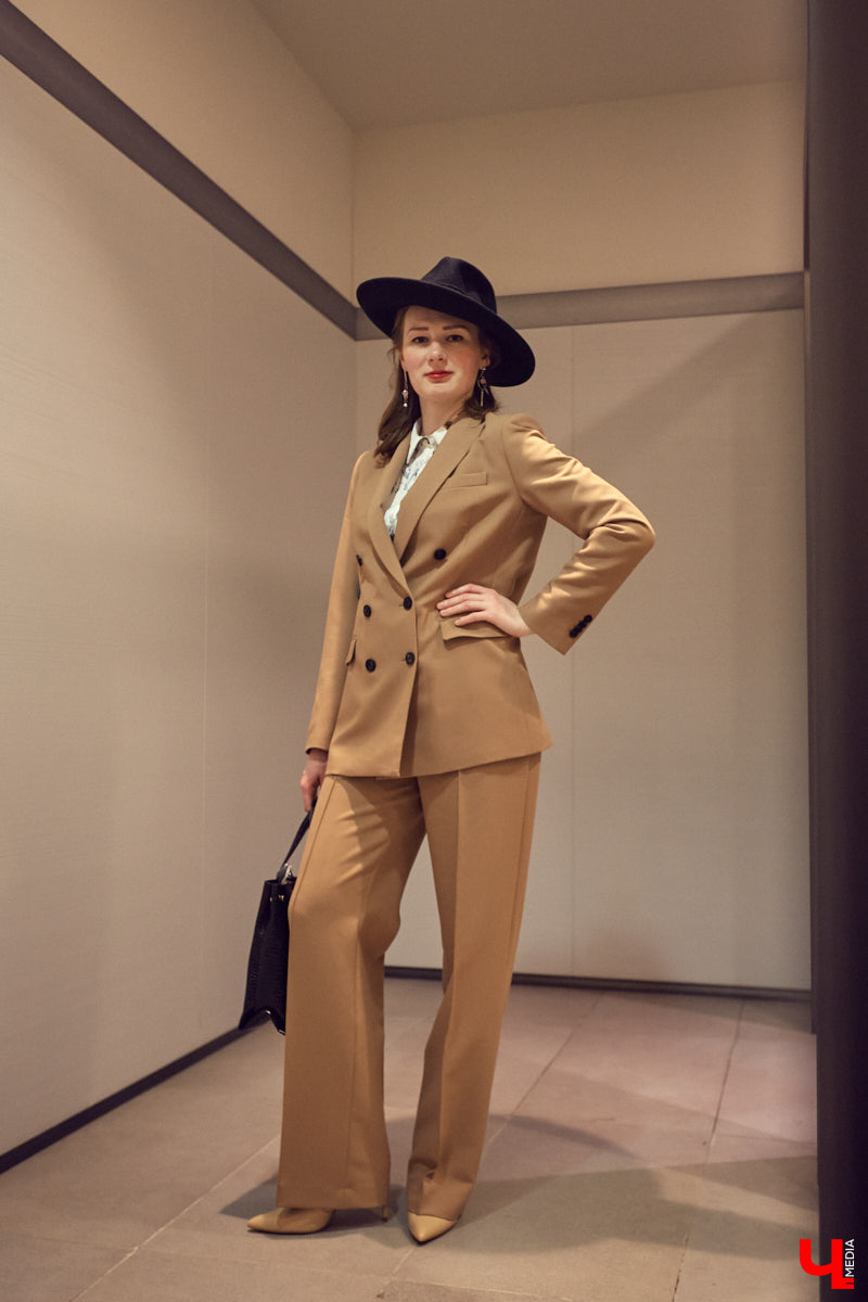 Стилист Ирина Безбородова прошлась по магазинам и нашла 9 трендовых брючных костюмов для сезона осень-зима 2020