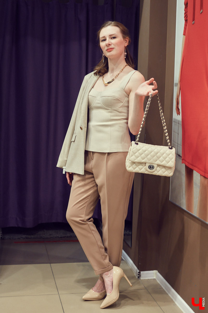 Стилист Ирина Безбородова прошлась по магазинам и нашла 9 трендовых брючных костюмов для сезона осень-зима 2020