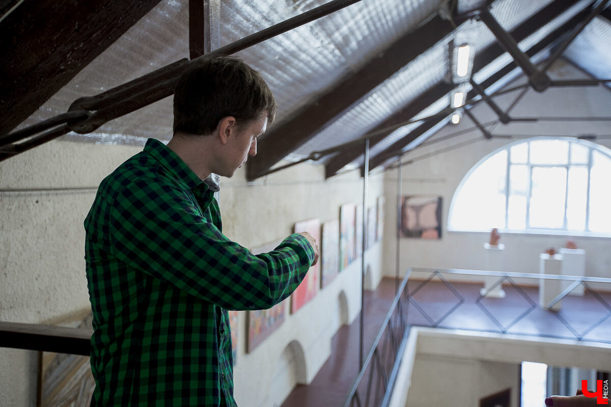 Владимирский скульптор Михаил Блинов поведал о своей трехнедельной работе с натурщицами и грядущей персональной выставке