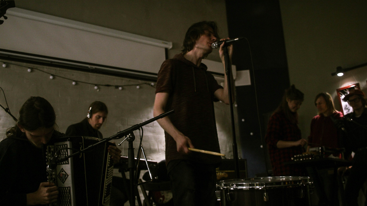 После двухмесячного перерыва психоделик-бэнд «Подгôрод» вновь соединился и вернулся с новостями. Будут танцы, будет тяжелый звук