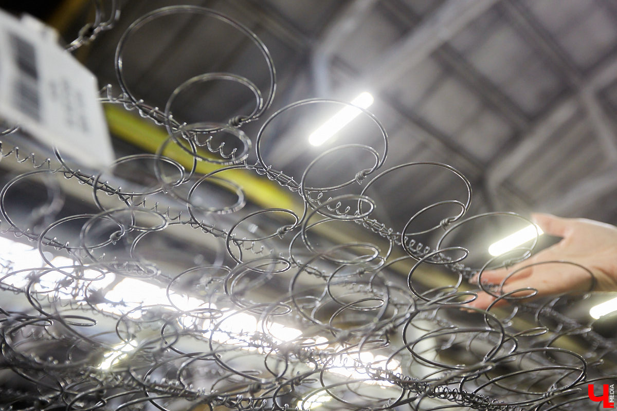 Смотрим, как создаются матрасы на крупнейшей в России фабрике, узнаем все про гаджеты для здорового сна и выясняем, на чем спит Стас Михайлов