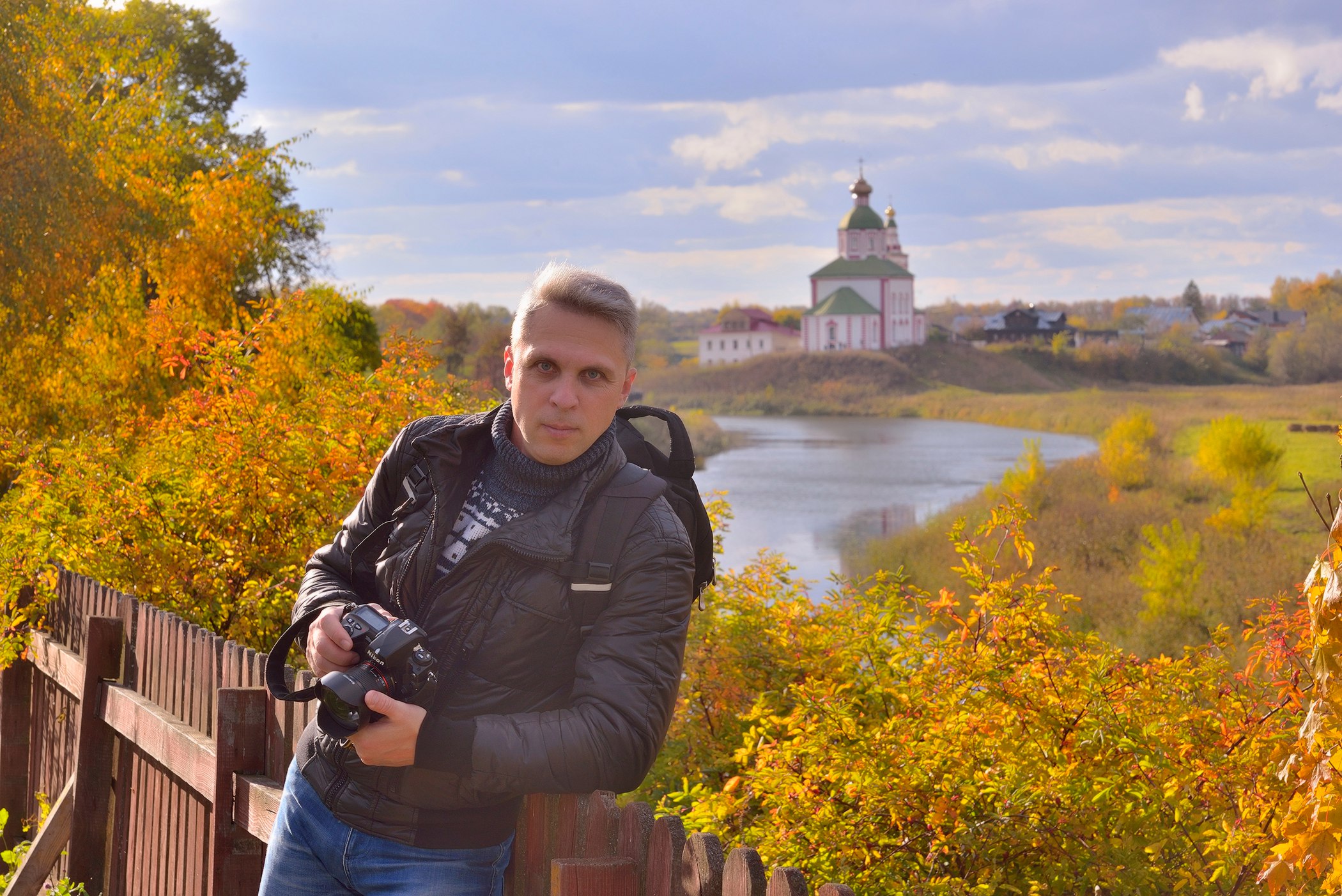 От рандомных фото с фильтрами «Инстаграма» до концептуальных и продуманных профилей. Узнали у горожан, как менялись их странички, за что они любят эту соцсеть и почему выделяют ее среди других площадок