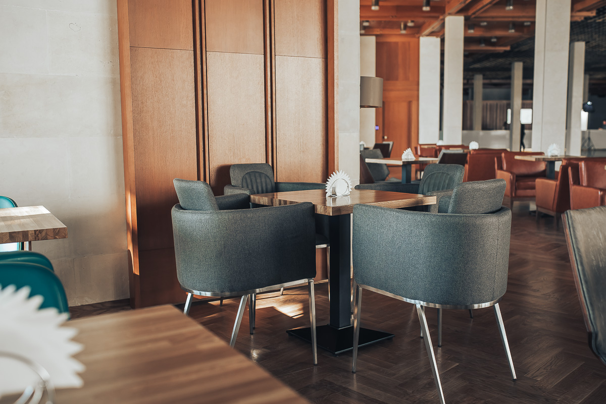 Как изменился туристический комплекс, построенный в стиле советского конструктивизма, после реновации, и почему его выделяет архитектурное сообщество — в нашем материале