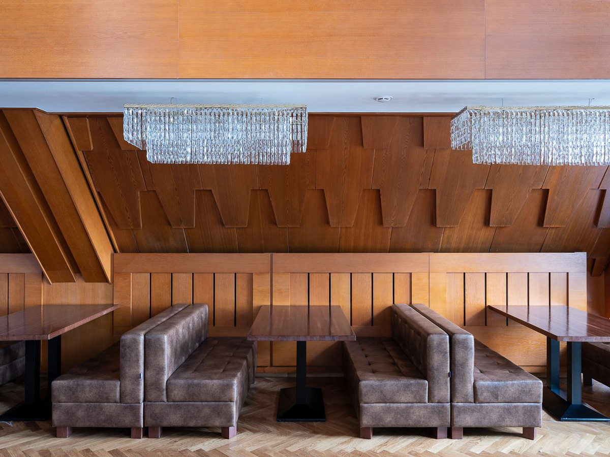 Как изменился туристический комплекс, построенный в стиле советского конструктивизма, после реновации, и почему его выделяет архитектурное сообщество — в нашем материале