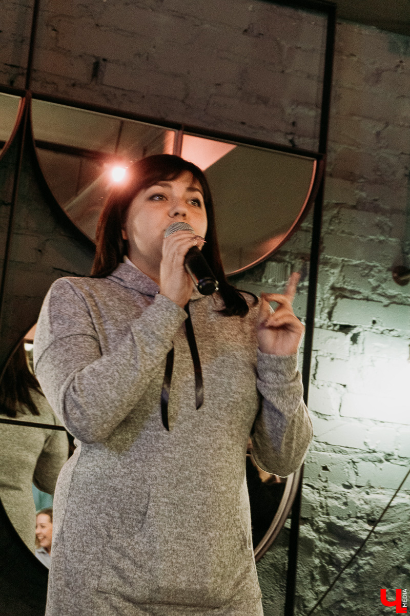 Первый женский open mic во Владимире! Узнаем, о чем шутят женщины