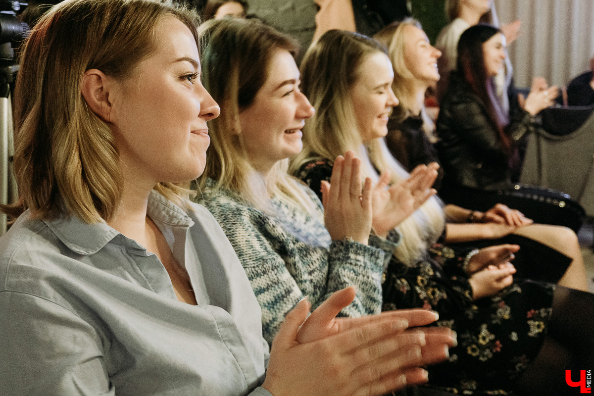 Первый женский open mic во Владимире! Узнаем, о чем шутят женщины