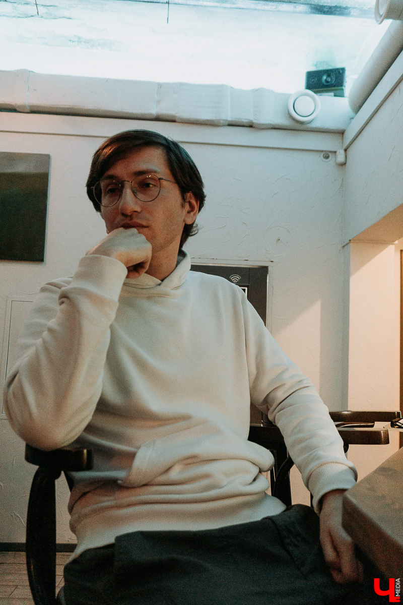 Местные музыканты-блогеры продолжают работу над конкурсом для неизвестных музыкантов, потихоньку кристаллизуя ноунейм-сообщество с общими целями