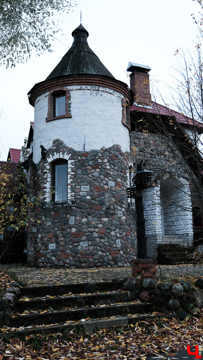 Съездили в город-сказку и сделали фотоподборку самых красивых и необычных домов