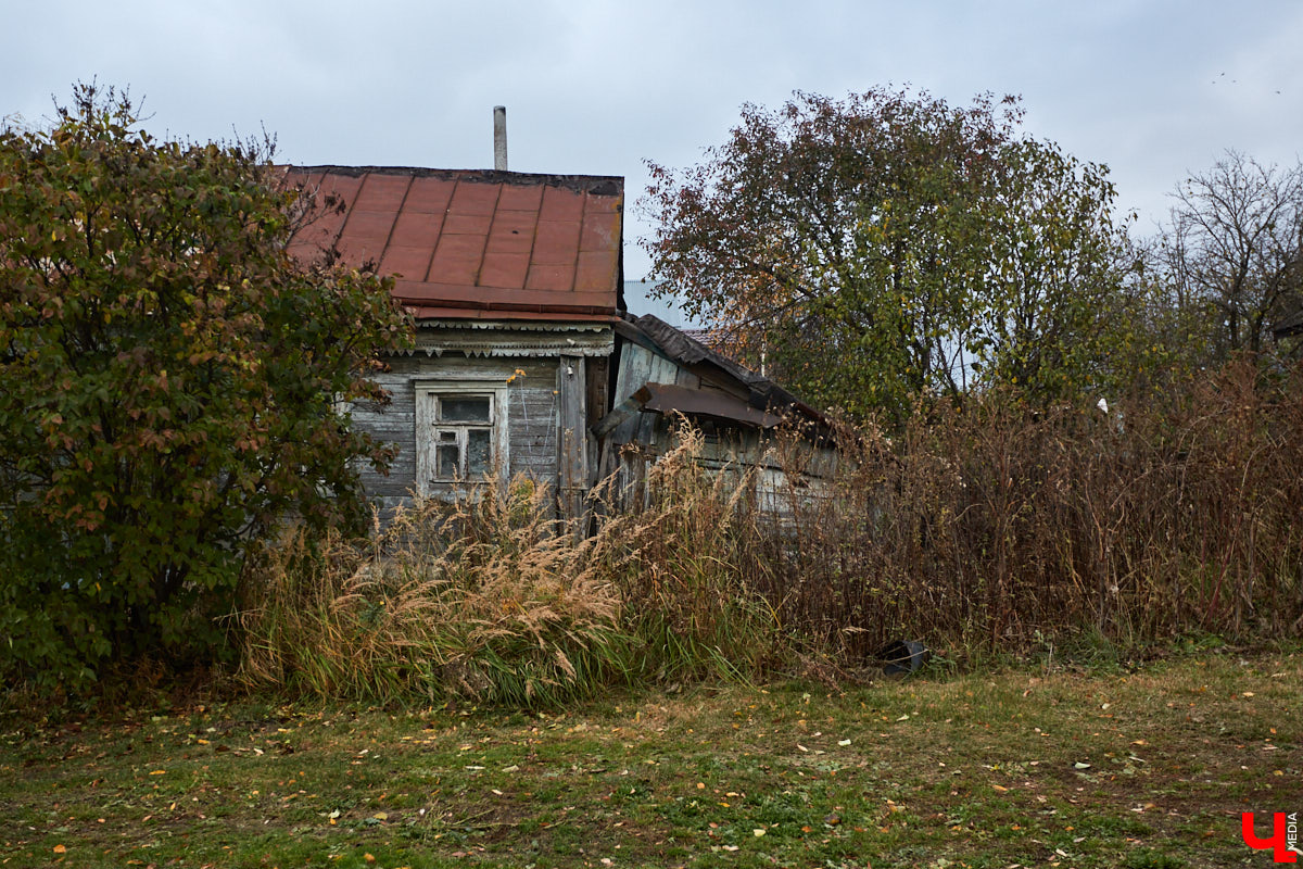 Красное село стало частью Владимира в 50-х годах XX века. Сегодня на память о былом осталась лишь одна улица. Но история места удивительная