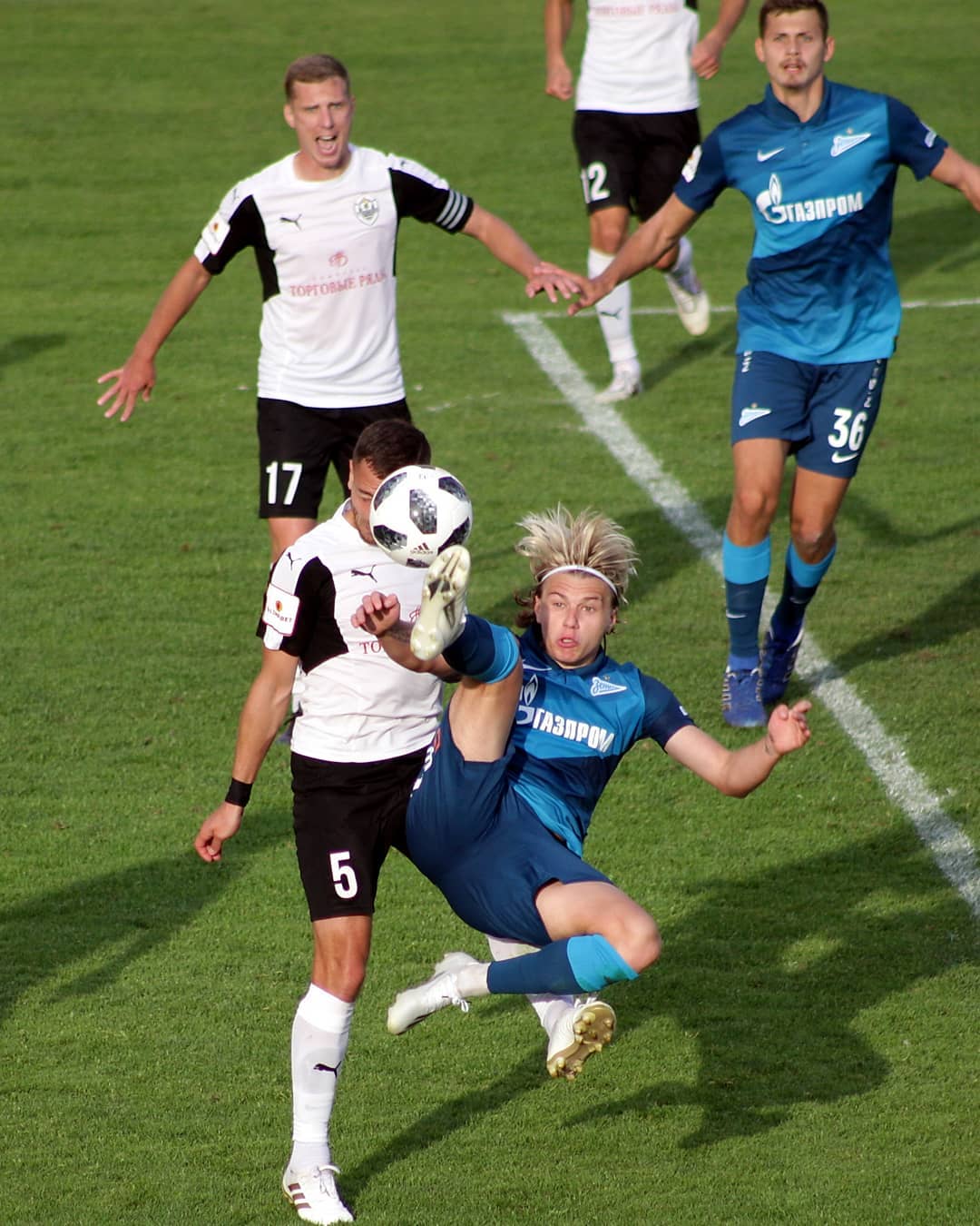 В новый сезон владимирские футболисты вошли после оптимизации коллектива. На игре “Торпедо” это явно отразилось