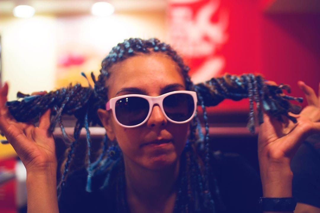 Талантливый человек талантлив во всем — это про Валентину Ивакину, которая, отработала 15 лет в журналистике, а потом с головой ушла в скульптуру, стрит-арт и живопись