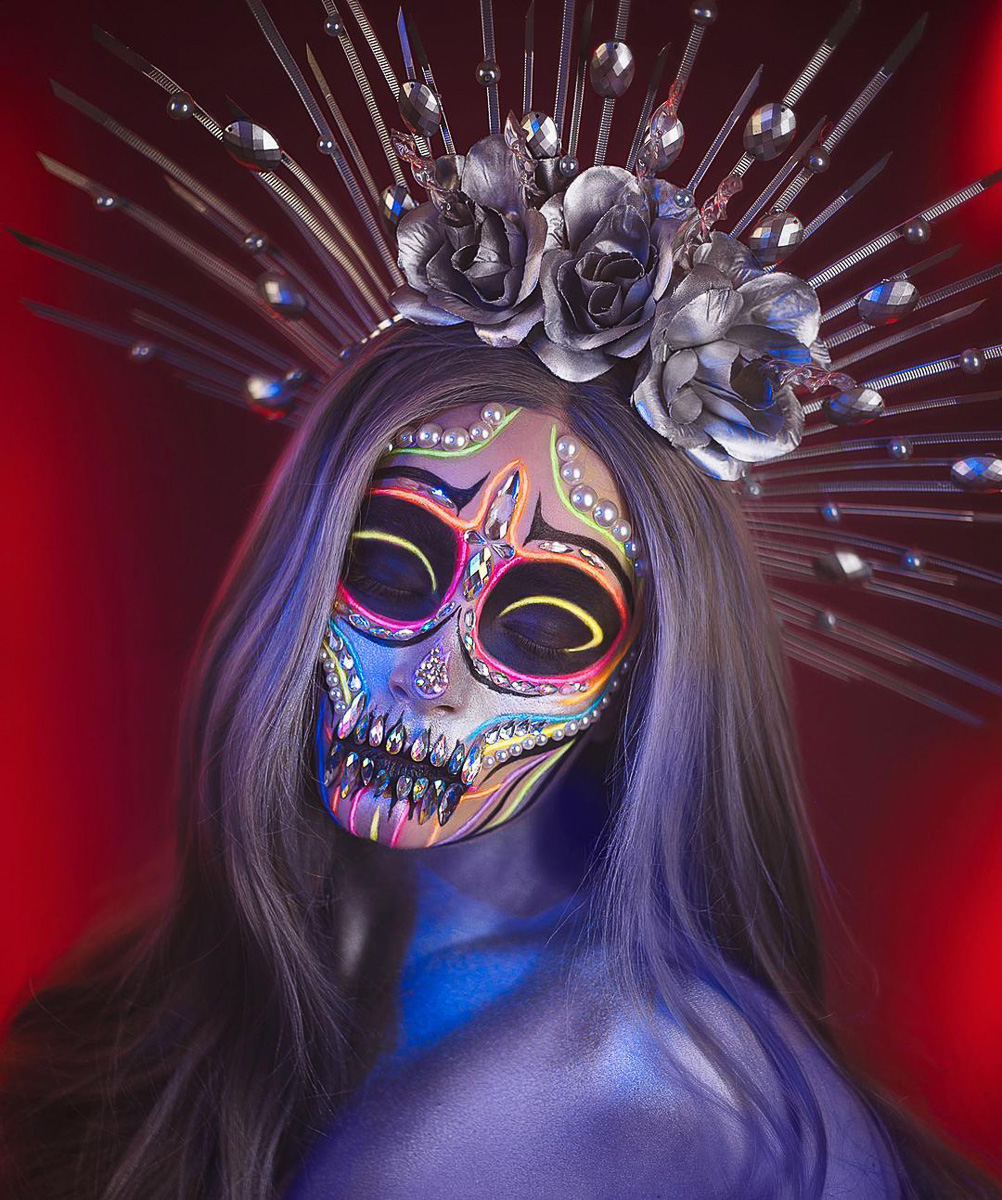 Владимирцы вовсю готовятся к Хэллоуину, и если вы тоже собираетесь на пати или съемку, но до сих пор не знаете, на какой образ стоит сделать ставку, уверены, после этого материала вопрос отпадет сам собой