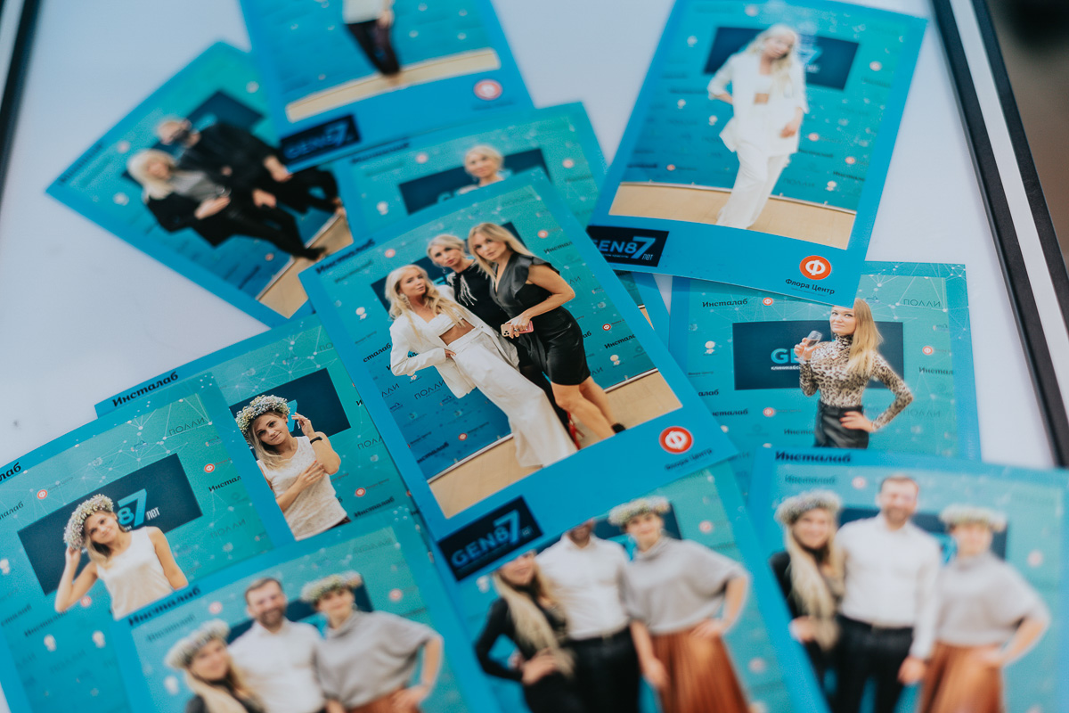 Вкусные предложения и фуршеты, розыгрыши с элементами экшена и превращение салона в зажигательный танцпол для обворожительных клиенток - “Ключ-Медиа” посетил праздничные вечеринки лучшего beauty-проекта 2019-го года и докладывает, как все прошло.