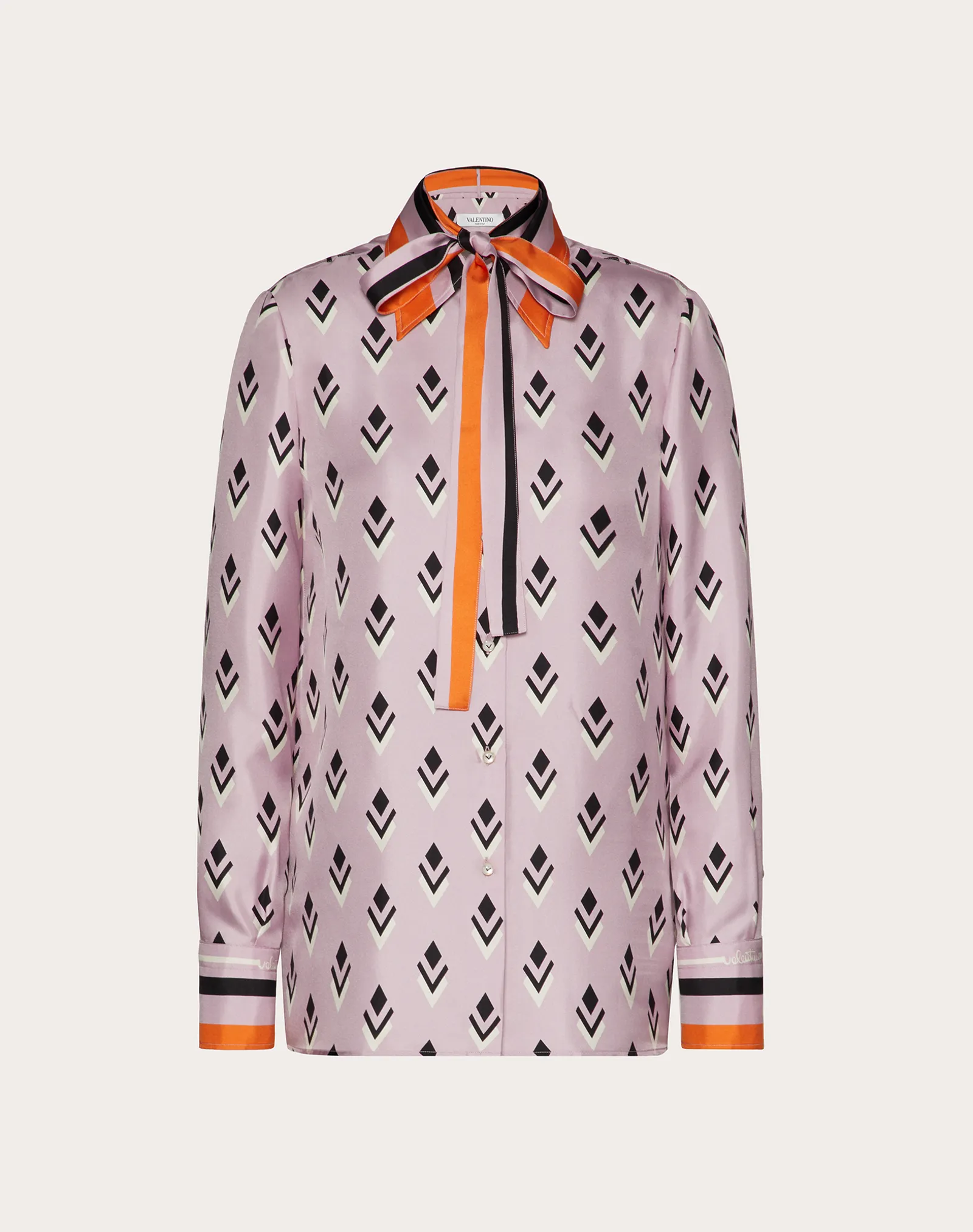 Новые европейские коллекции сезона 2020-2021 наполнены знакомыми образами советской эпохи. Какими, «Ключ-Медиа» разбирался с экспертом моды — владимирским стилистом Александрой Креар