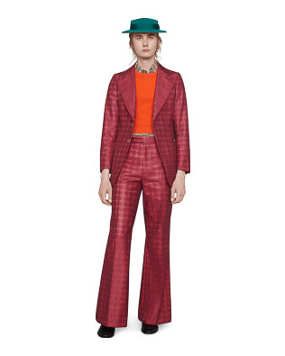 Новые европейские коллекции сезона 2020-2021 наполнены знакомыми образами советской эпохи. Какими, «Ключ-Медиа» разбирался с экспертом моды — владимирским стилистом Александрой Креар