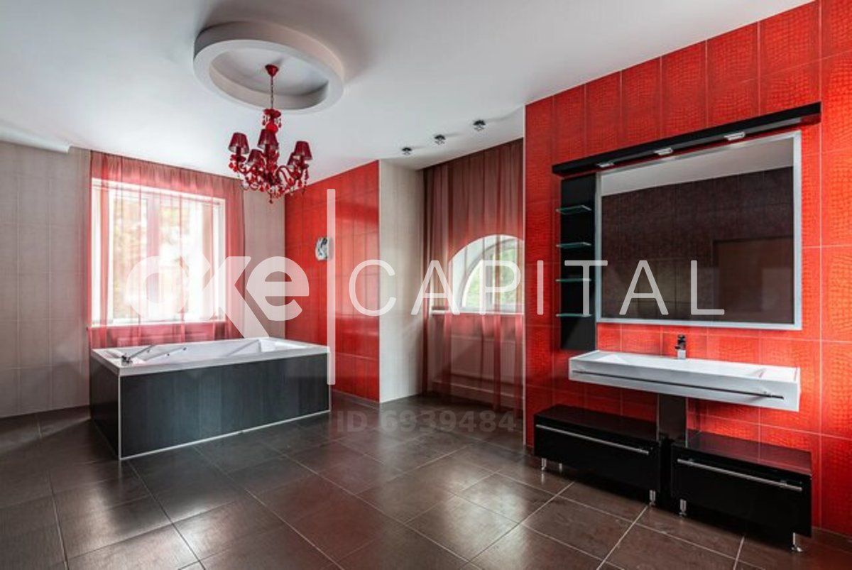 «Циан» опубликовал рейтинг самых дорогих усадеб России, которые можно взять в аренду. На восьмой строчке дом в Петушинском районе