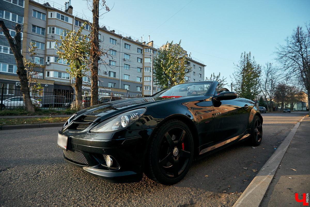 Роман Ардыкуца презентовал «Ключ-Медиа» BMW 335 и Mercedes SLK 350. Покатались с ним по городу на спорткарах (это было очень волнительно) и узнали все об автомобилях, которым владимирский юрист дал имена российских писателей