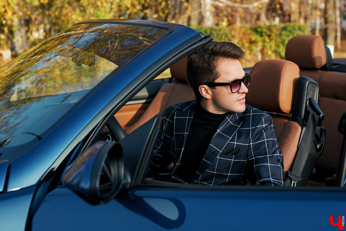 Роман Ардыкуца презентовал «Ключ-Медиа» BMW 335 и Mercedes SLK 350. Покатались с ним по городу на спорткарах (это было очень волнительно) и узнали все об автомобилях, которым владимирский юрист дал имена российских писателей