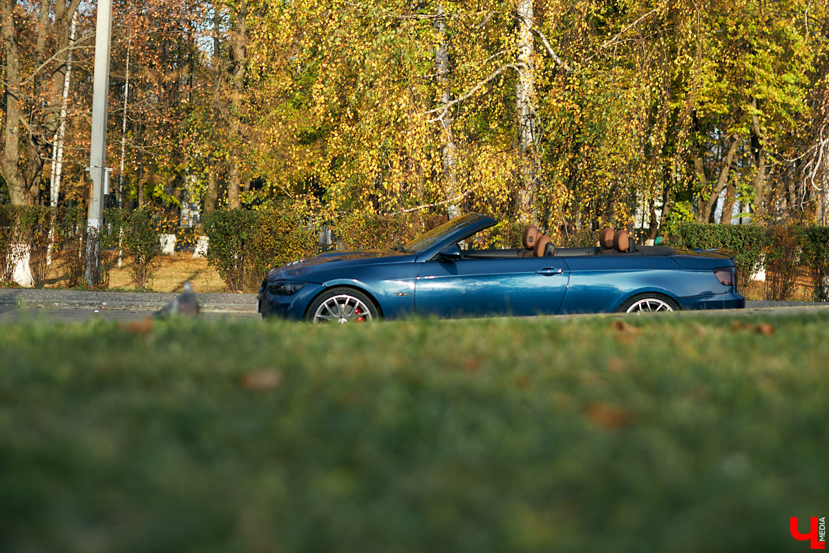 Роман Ардыкуца презентовал «Ключ-Медиа» BMW 335 и Mercedes SLK 350. Покатались с ним по городу на спорткарах (это было очень волнительно) и узнали все об автомобилях, которым владимирский юрист дал имена российских писателей