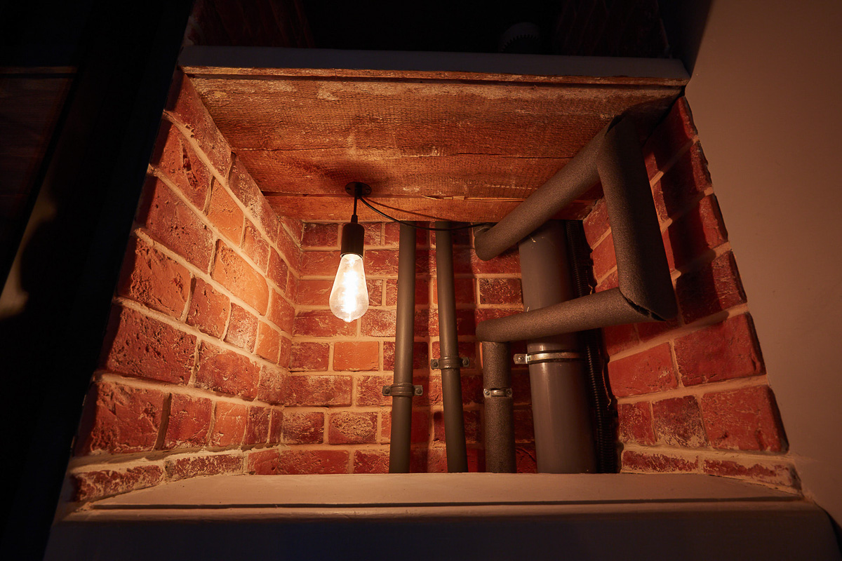 Илья Кленовский - дизайнер-любитель. Он поделился с нами очередным интересным интерьерным решением