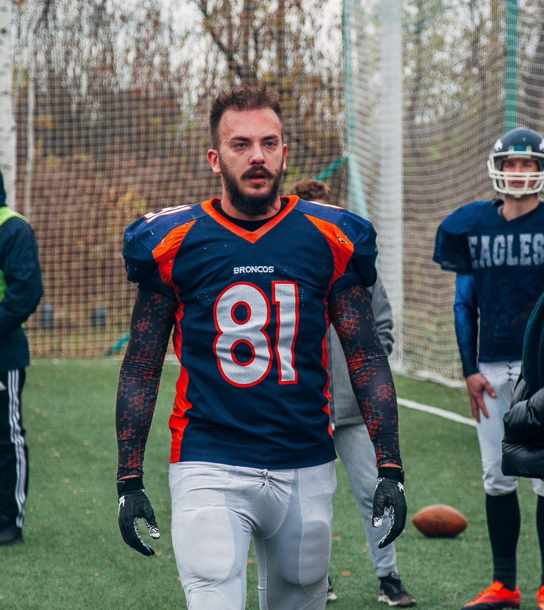 Регбийный клуб «Торпедо - Владимир» объединился с американскими футболистами «Vladimir Mustangs», вместе спортсмены планируют продвигать региональный спорт и собрать студенческие команды