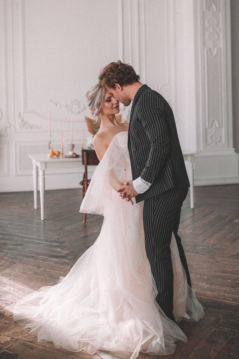 Туториал для скромных. Муромский фотограф и модель Лиза Исаева делится историей, в которой видеоуроки на Youtube сначала помогли сделать красивые аватарки, а потом обеспечили классную работу