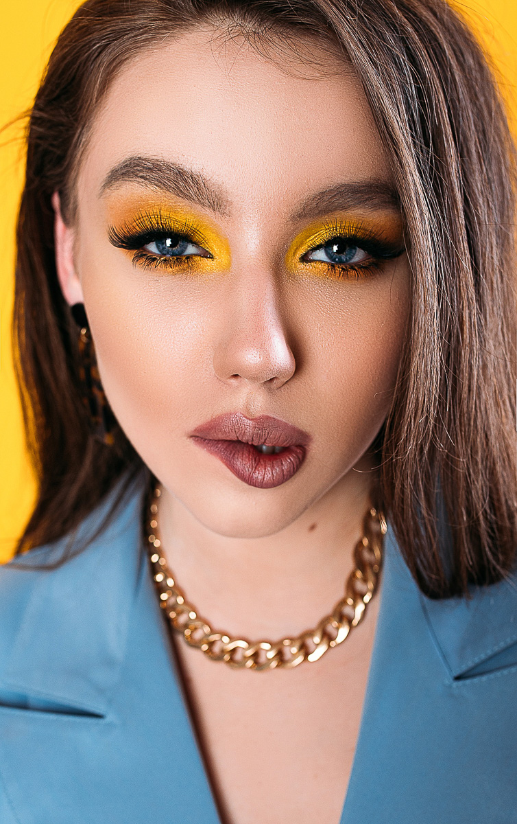 Туториал для скромных. Муромский фотограф и модель Лиза Исаева делится историей, в которой видеоуроки на Youtube сначала помогли сделать красивые аватарки, а потом обеспечили классную работу