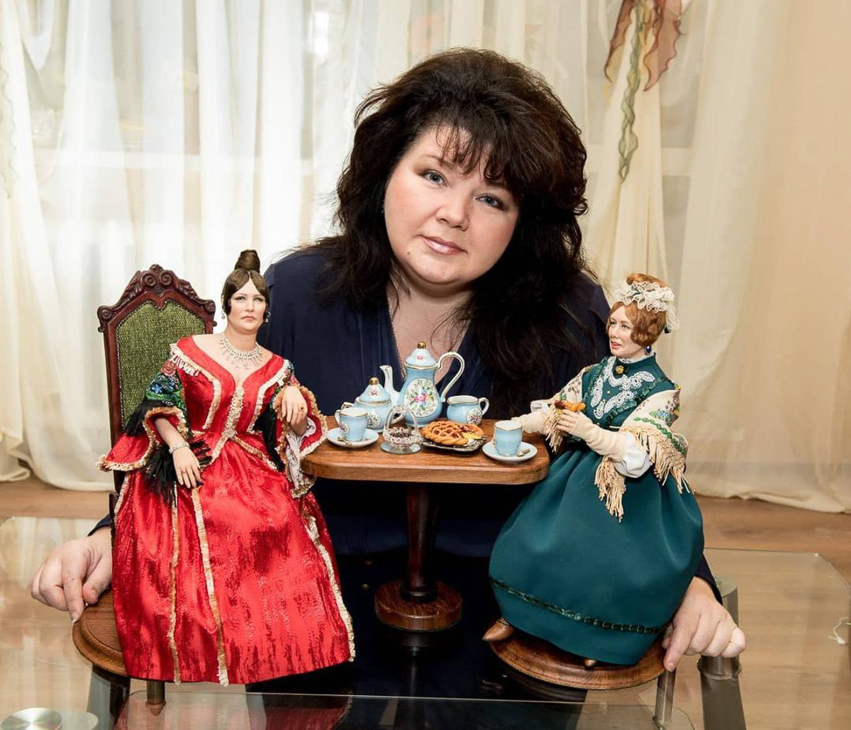 Мастерица Оксана Трей создала коллекцию кукол по мотивам фильма «Женитьба Бальзаминова»