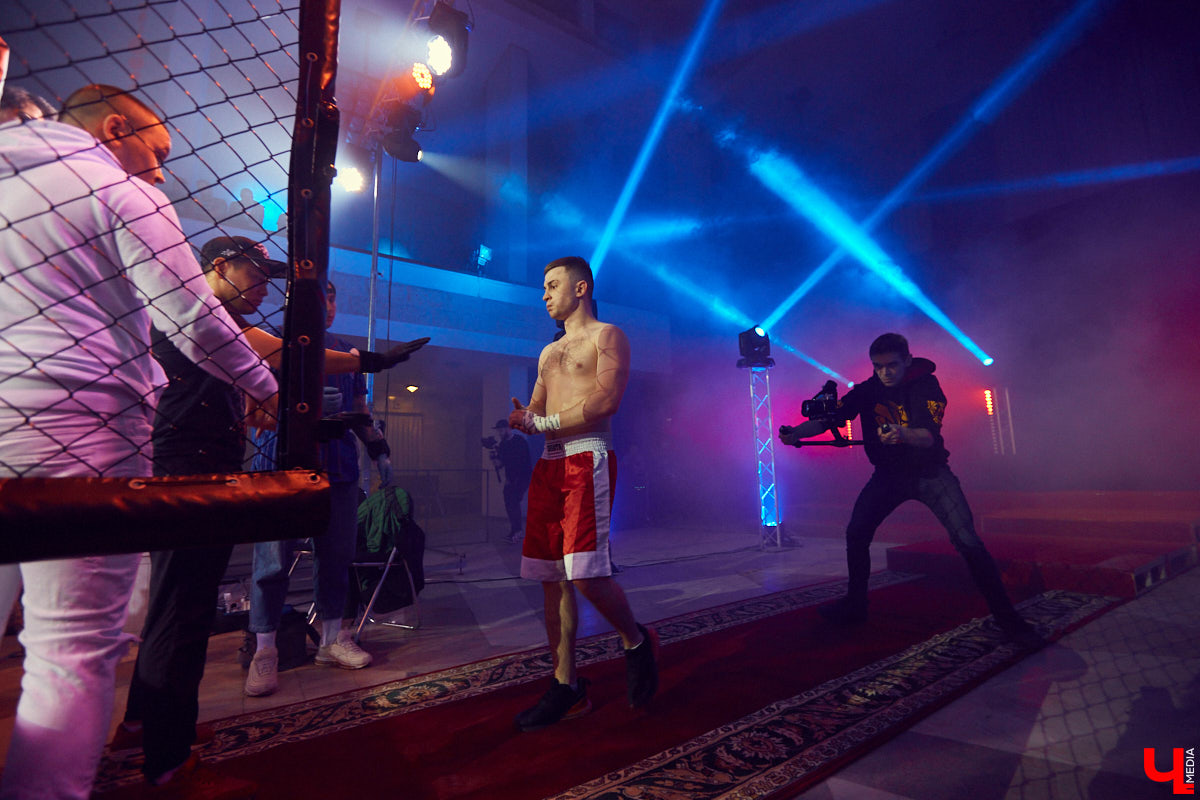 Шоу не для слабонервных. Владимирские блогеры «ПуляTV» устроили в Art Hall бои на голых кулаках!