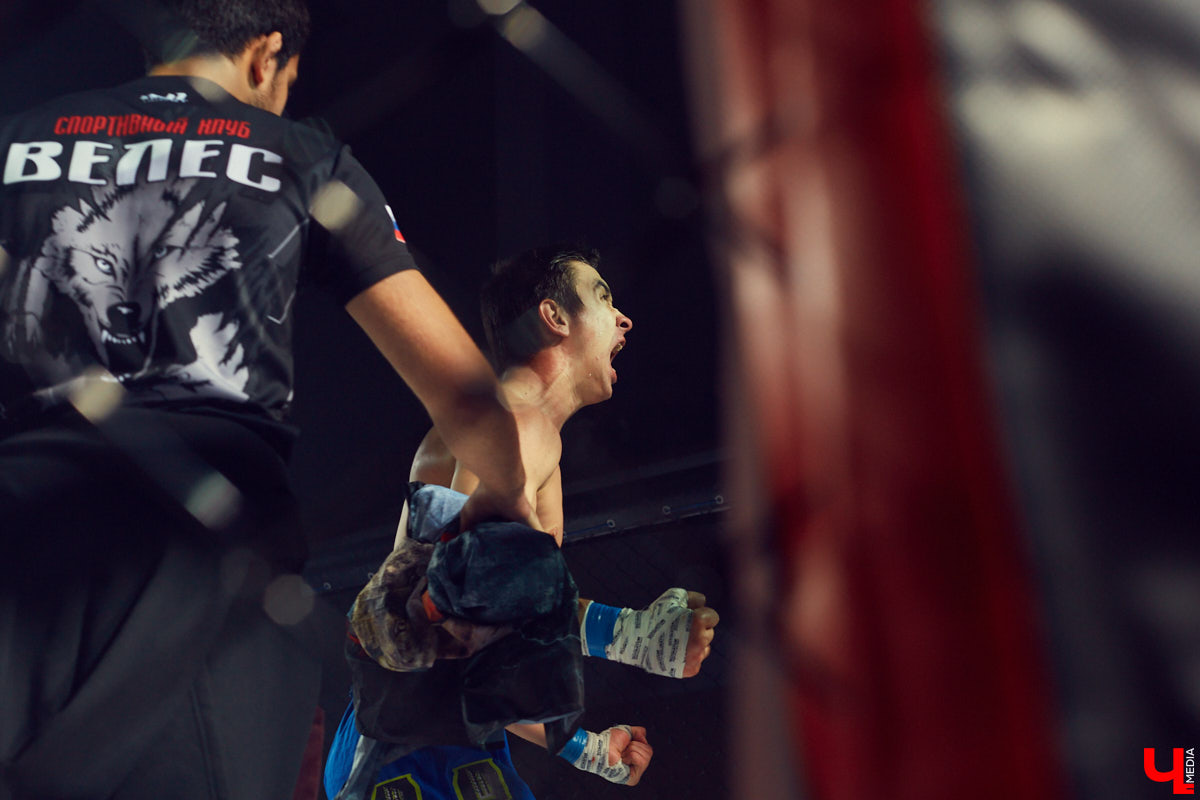 Шоу не для слабонервных. Владимирские блогеры «ПуляTV» устроили в Art Hall бои на голых кулаках!