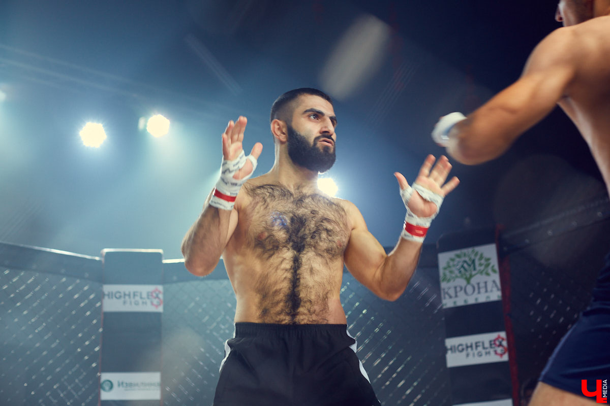 Шоу не для слабонервных. Владимирские блогеры «ПуляTV» устроили в Art Hall бои на голых кулаках!