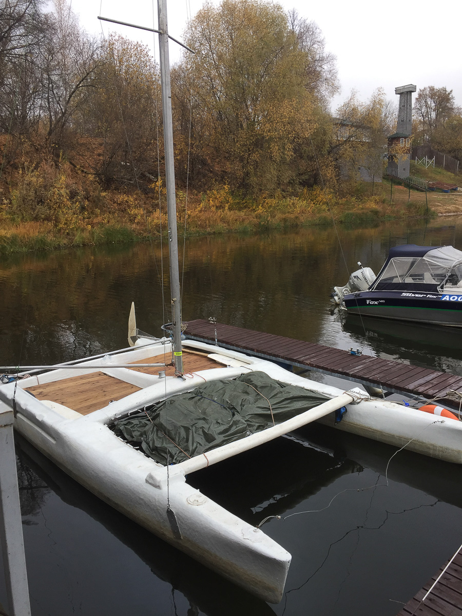 Яхтсмены из Владимира отправились в Нижний Новгород на парусном катамаране по Клязьме и Оке, а на обратном пути едва не лишились катамарана возле Дзержинска