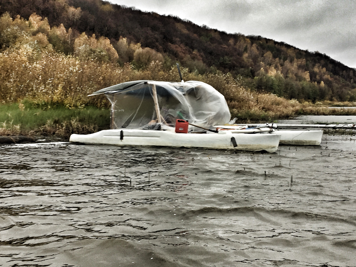 Яхтсмены из Владимира отправились в Нижний Новгород на парусном катамаране по Клязьме и Оке, а на обратном пути едва не лишились катамарана возле Дзержинска