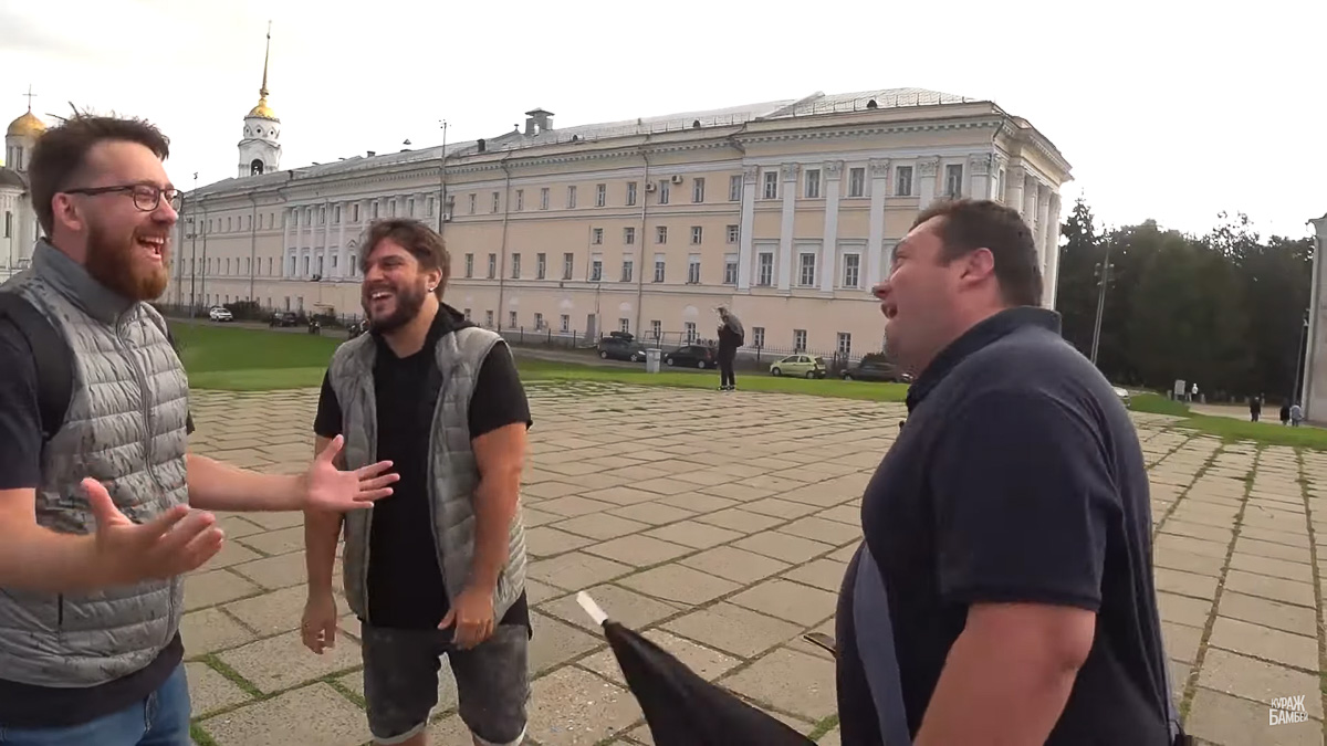 На YouTube теперь хранятся два свеженьких выпуска о нашем городе. Причем экскурсии для известных блогеров разных каналов провели владимирцы, давно знакомые нам своим креативным подходом к делу и самобытными проектами