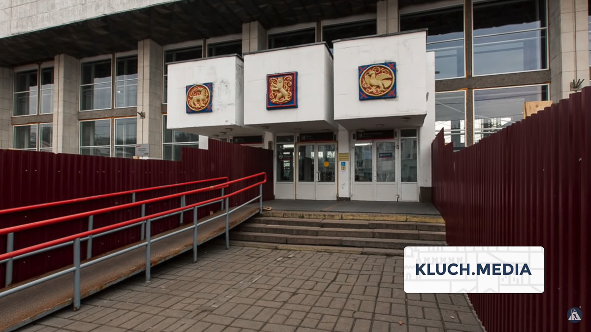 На YouTube теперь хранятся два свеженьких выпуска о нашем городе. Причем экскурсии для известных блогеров разных каналов провели владимирцы, давно знакомые нам своим креативным подходом к делу и самобытными проектами