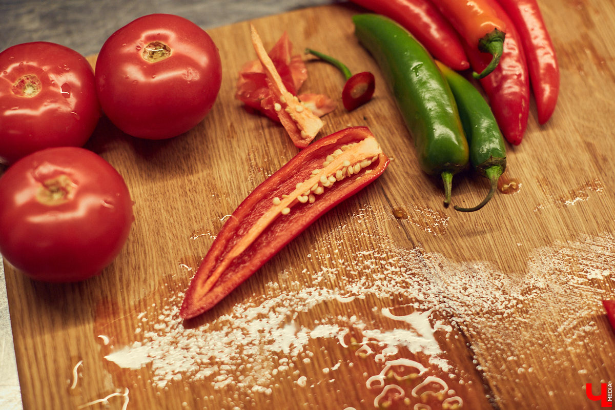 Кулинарные стартапы Владимира нашли место под крышей. Теперь кафешки из дворика в центре города уютно гнездятся в новой локации