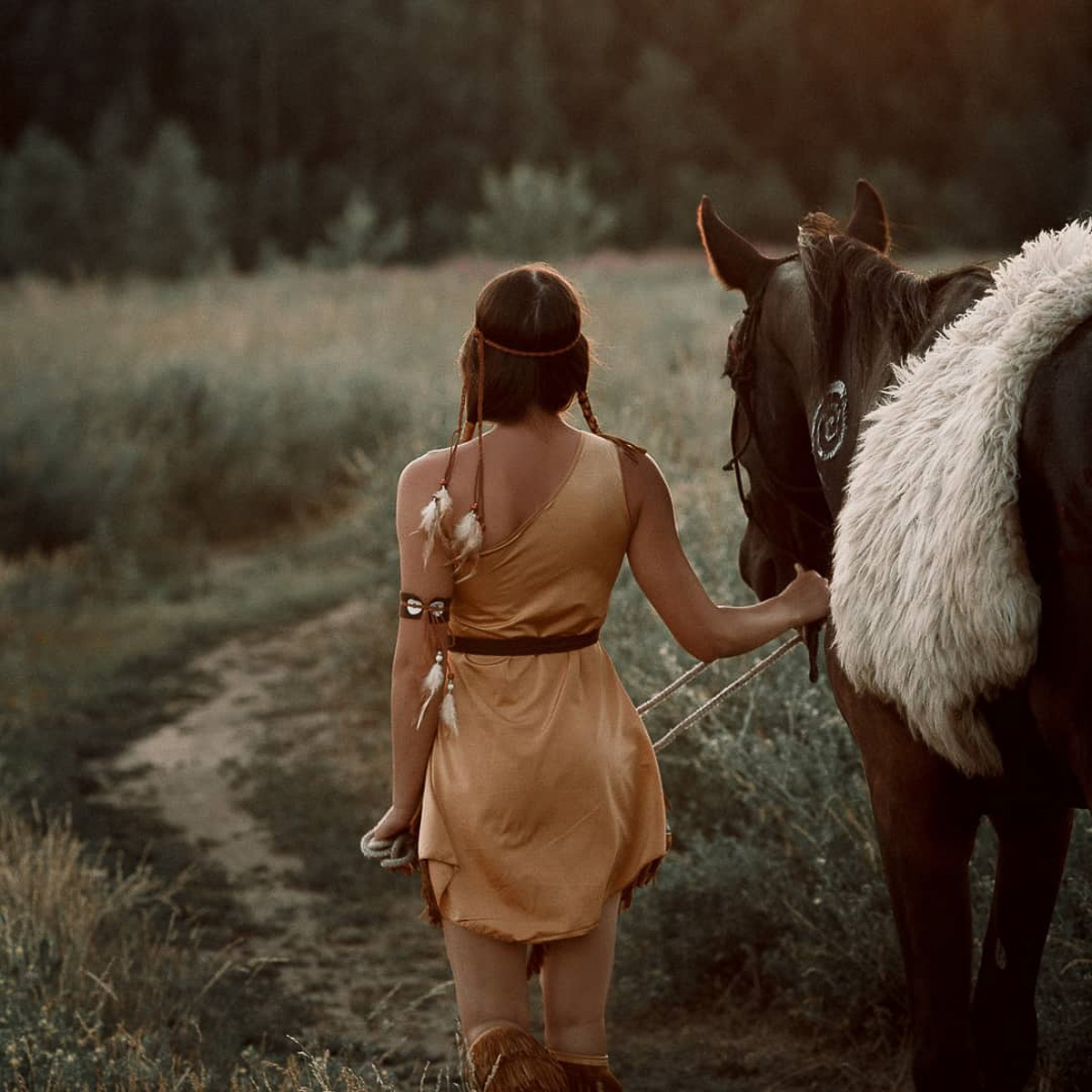 Принц на белом коне, амазонки, аристократки и прекрасные лошади в нашей новой Instagram-подборке