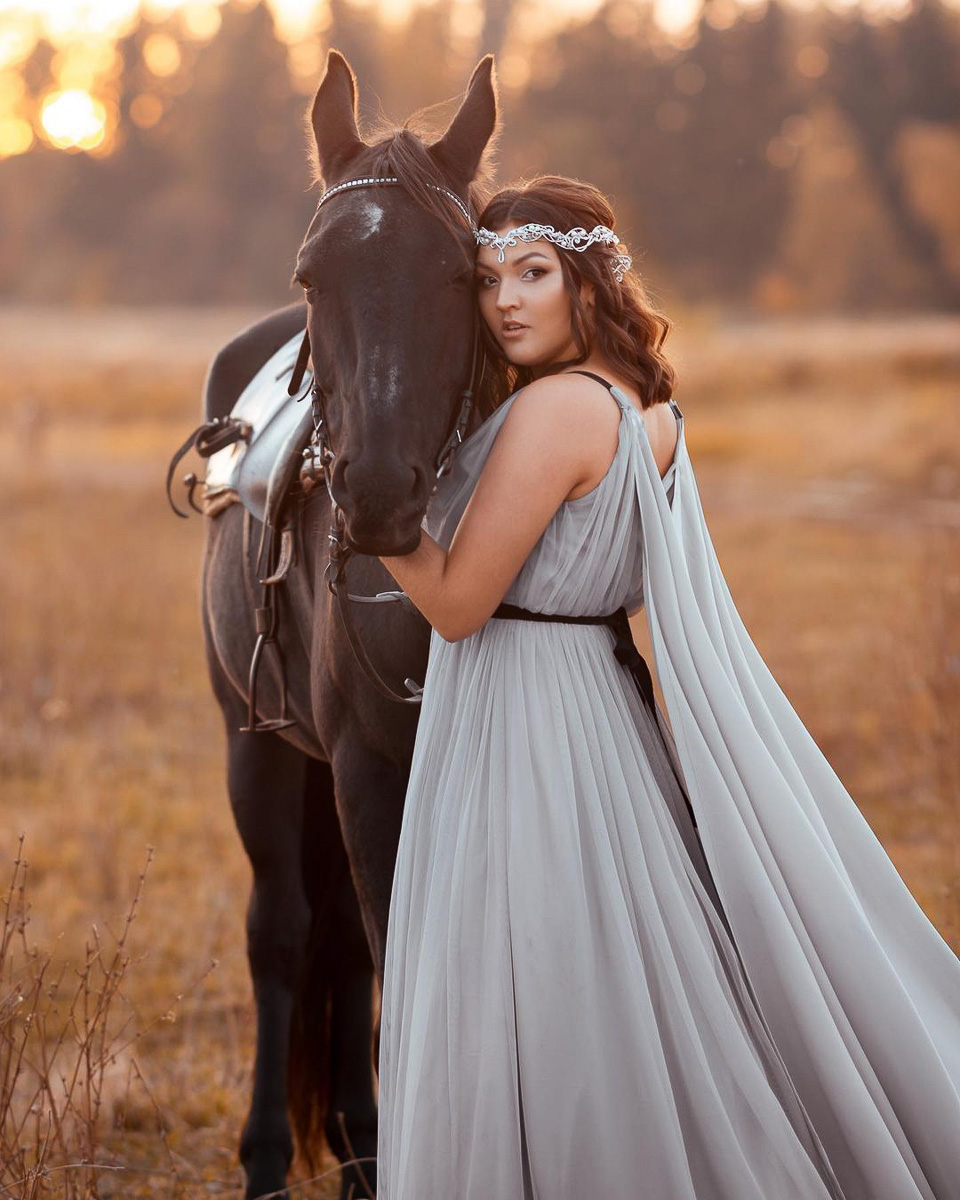 Принц на белом коне, амазонки, аристократки и прекрасные лошади в нашей новой Instagram-подборке