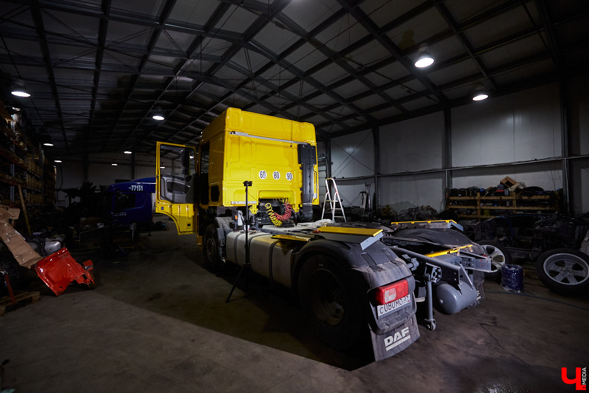 Настоящий мужской блог, в котором серьезные парни работают с огромными автомобилями за 10 миллионов рублей